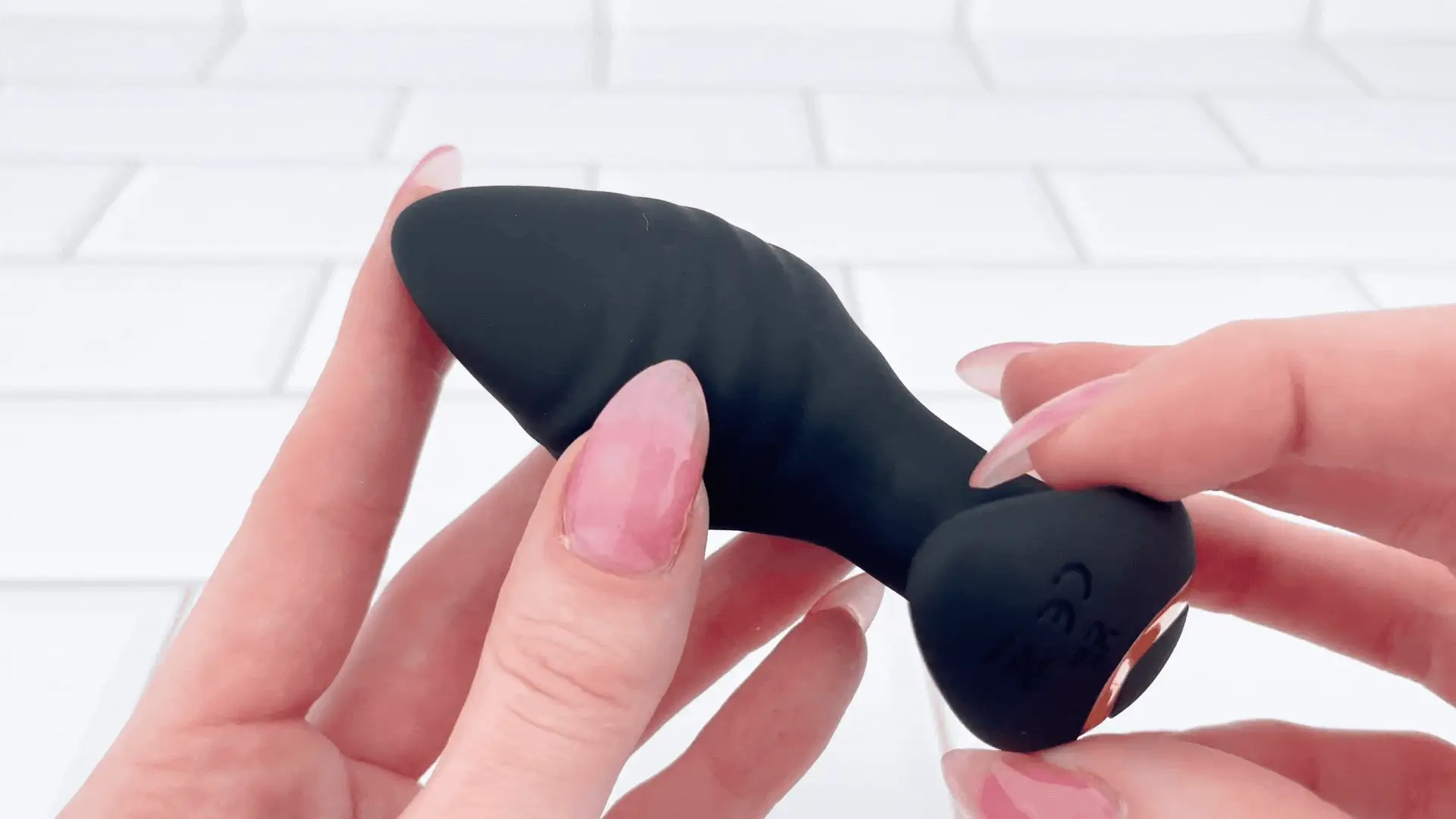 Vibrating & Rotating Bluetooth Butt Plug - Rotates Against Your P-Spot! - Image 8